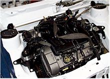 Engine in Car2.jpg (13893 bytes)